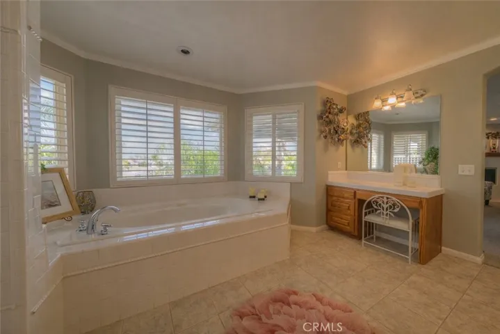 30212 Clear Water Drive, Canyon Lake, California 92587