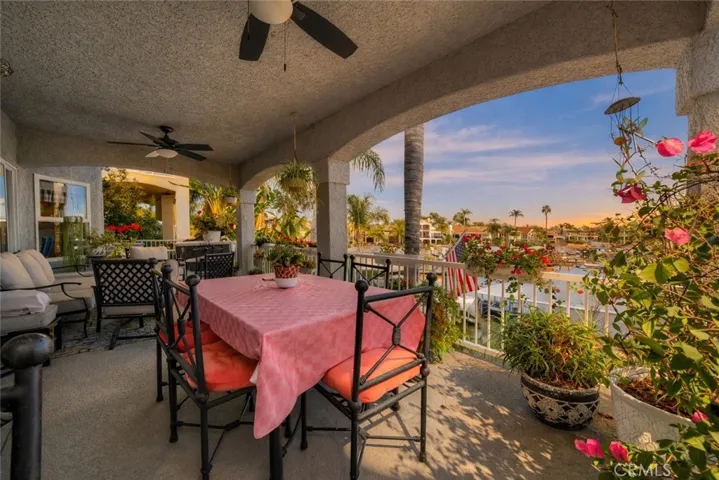 30212 Clear Water Drive, Canyon Lake, California 92587