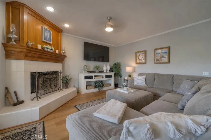 30212 Clear Water Drive, Canyon Lake, California 92587