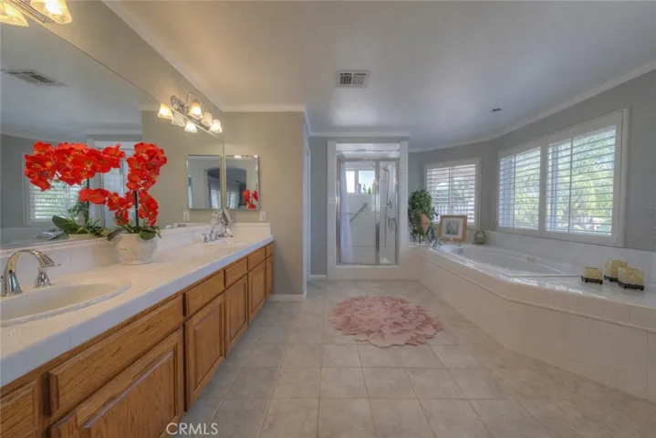 30212 Clear Water Drive, Canyon Lake, California 92587