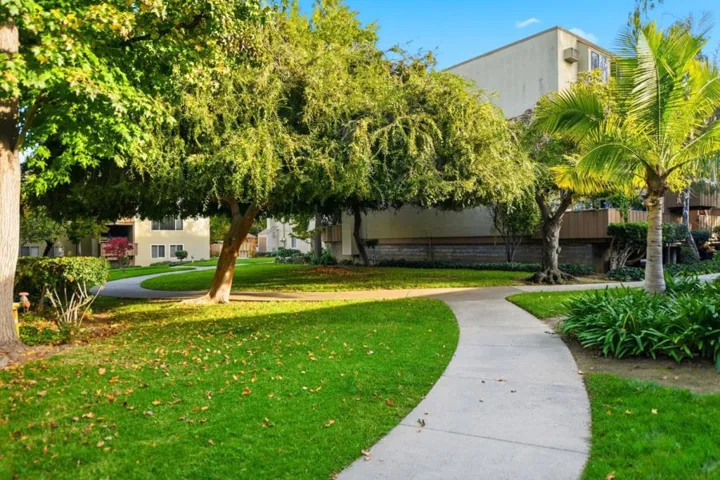 460 Auburn Way 5, San Jose, California 95129