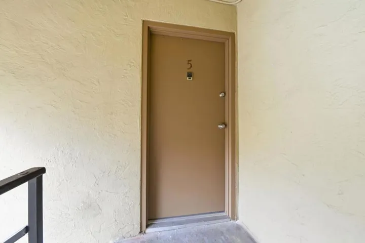 460 Auburn Way 5, San Jose, California 95129