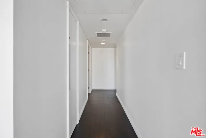 800 W 1st Street 1409, Los Angeles, California 90012