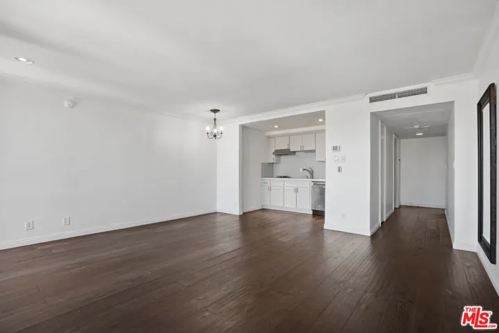 800 W 1st Street 1409, Los Angeles, California 90012