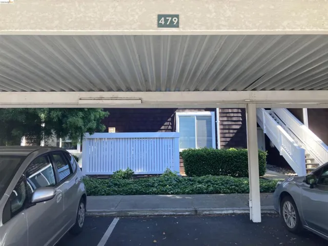 79 Marina Lakes Dr, Richmond, California 94804