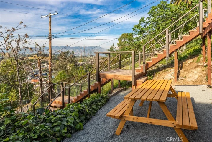 5013 O Sullivan, Los Angeles, California 90032