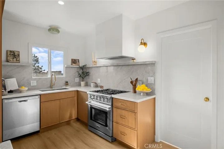 5013 O Sullivan, Los Angeles, California 90032