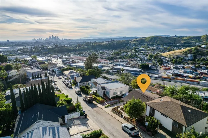 5013 O Sullivan, Los Angeles, California 90032