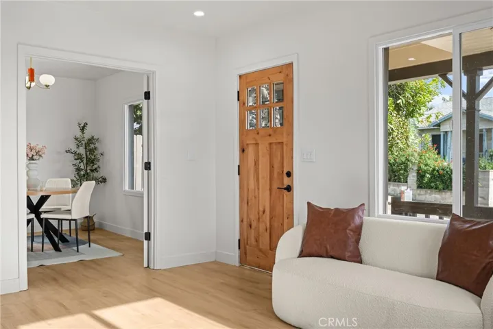 5013 O Sullivan, Los Angeles, California 90032