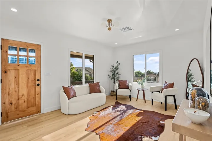 5013 O Sullivan, Los Angeles, California 90032
