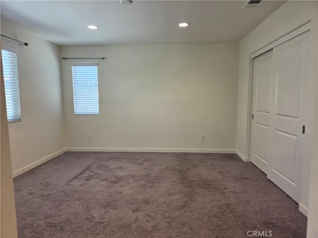 LARGE PRIMARY SUITE