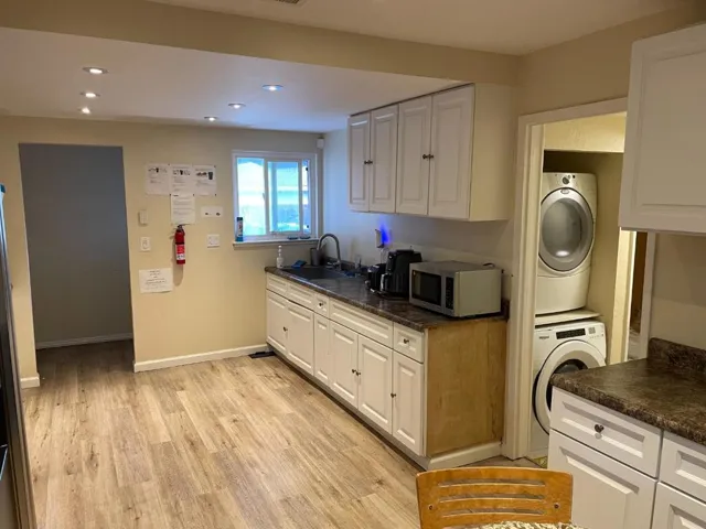 1260 Glacier Drive, Milpitas, California 95035