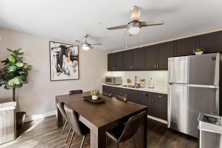 Executive Office/Suite