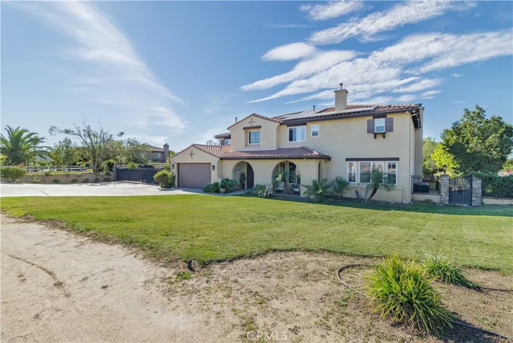17797 Canyonwood Drive, Riverside, California 92504