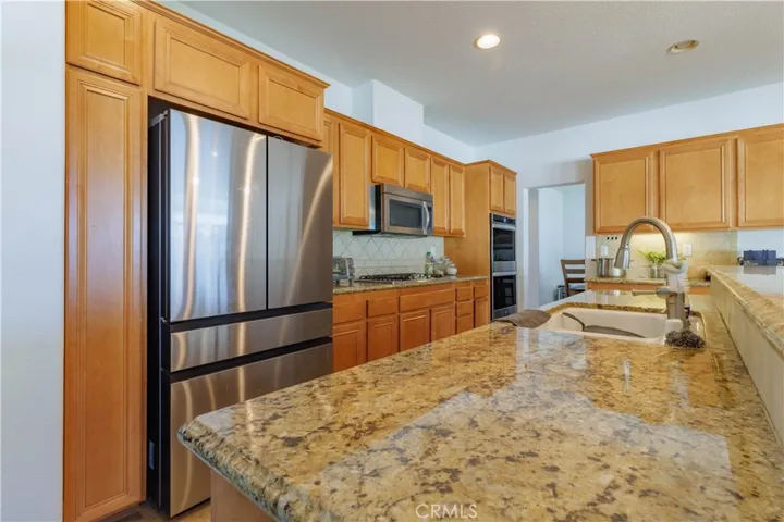 17797 Canyonwood Drive, Riverside, California 92504
