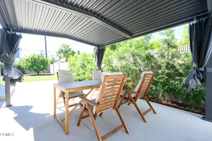 11118 CALIFA ST N HOLLYWOOD 28