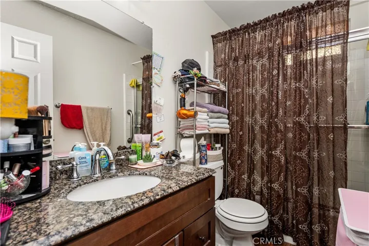 Bathroom 1 - 2b/2ba (unit 2)