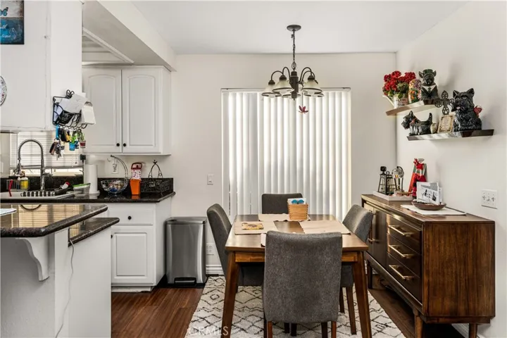 Dining Room - 2b/2ba (unit 2)