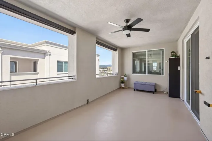 37-web-or-mls-Upmarketmedia_2850Wag402-1