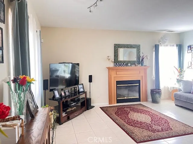 Living Room with gas fireplace