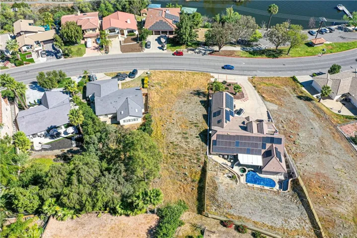 22253 Vacation, Canyon Lake, California 92587 — photo 4