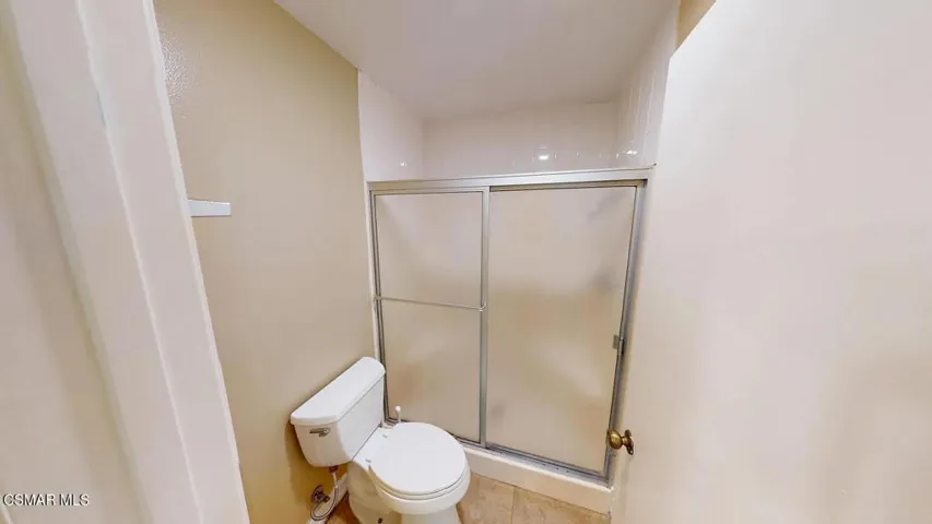 Master Shower Bath