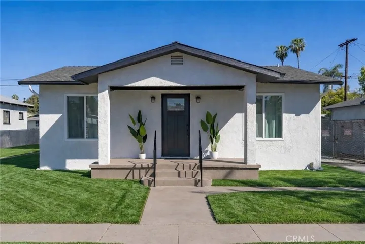 1615 W 67th, Los Angeles, California 90047