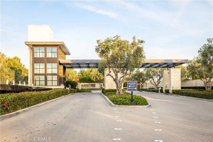 91 Pelican, Irvine, California 92618