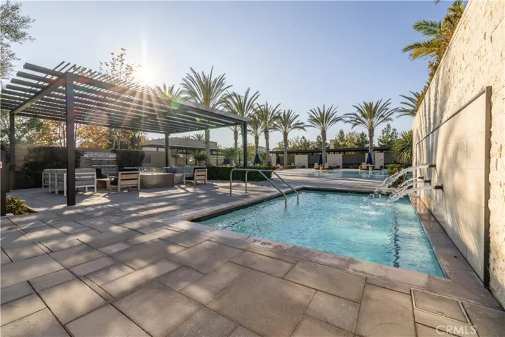 91 Pelican, Irvine, California 92618