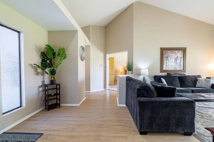 41451KansasStreet-19
