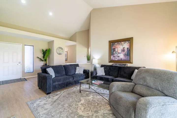 41451KansasStreet-7