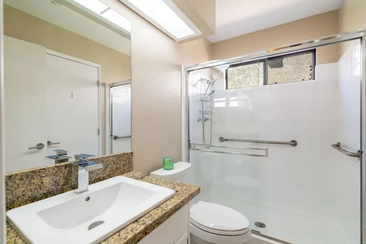 41451KansasStreet-18