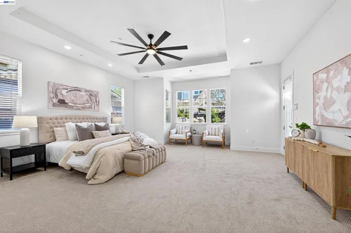 WITH RECESSED CEILING AND FAN