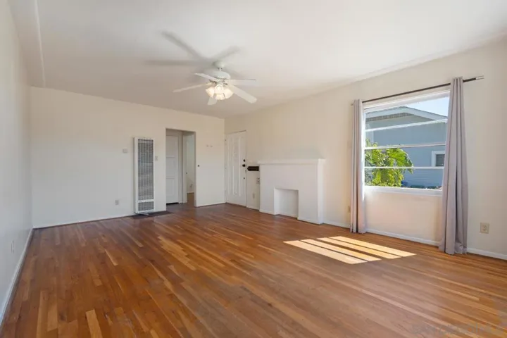 4881 33rd