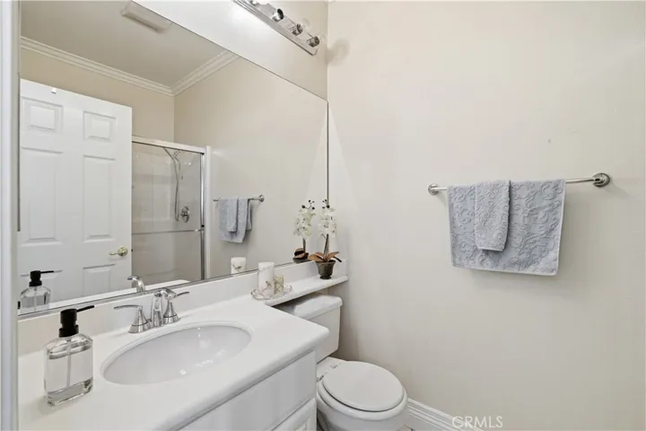Downstairs bath in bedroom