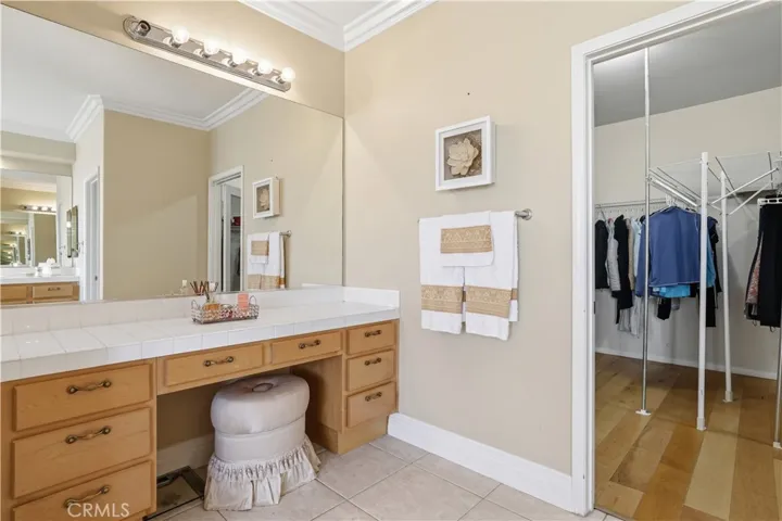 Primary vanity