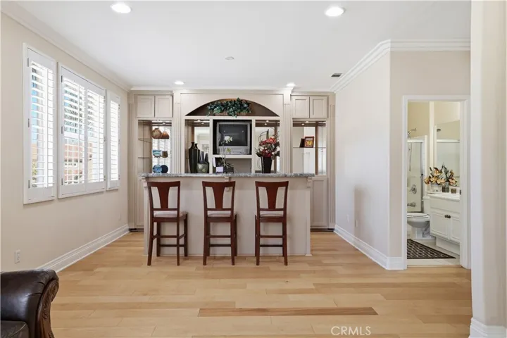 Bar area in Bonus room