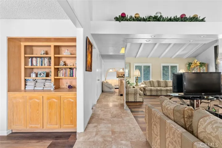8401 Natalie Lane, West Hills, California 91304