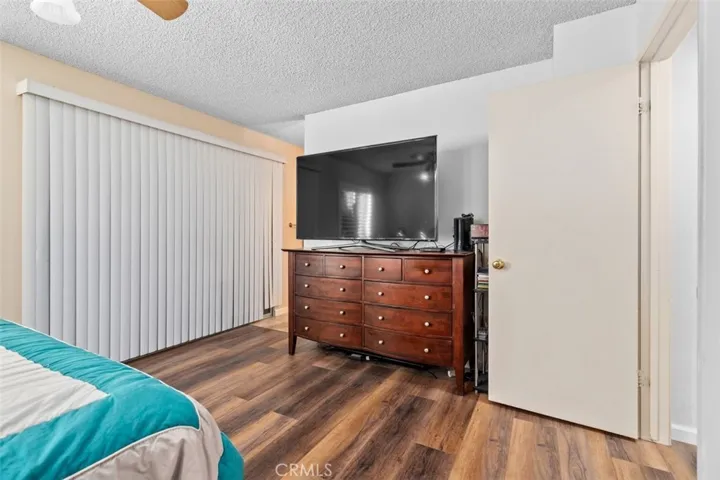 8401 Natalie Lane, West Hills, California 91304