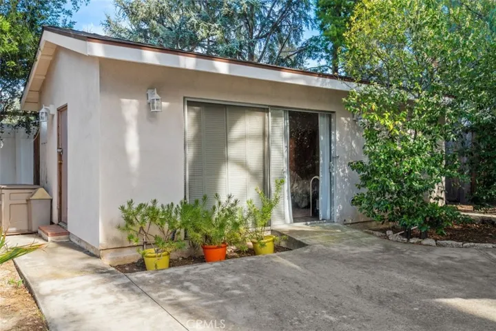 8401 Natalie Lane, West Hills, California 91304