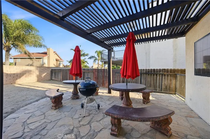 7127 Kempster Avenue, Fontana, California 92336