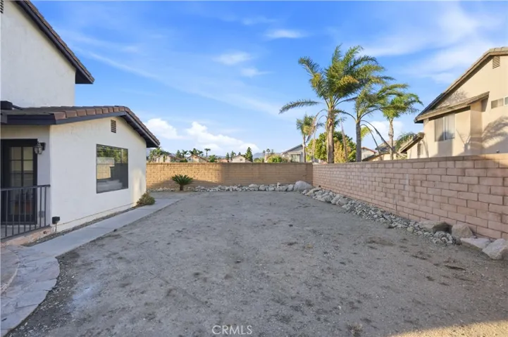 7127 Kempster Avenue, Fontana, California 92336