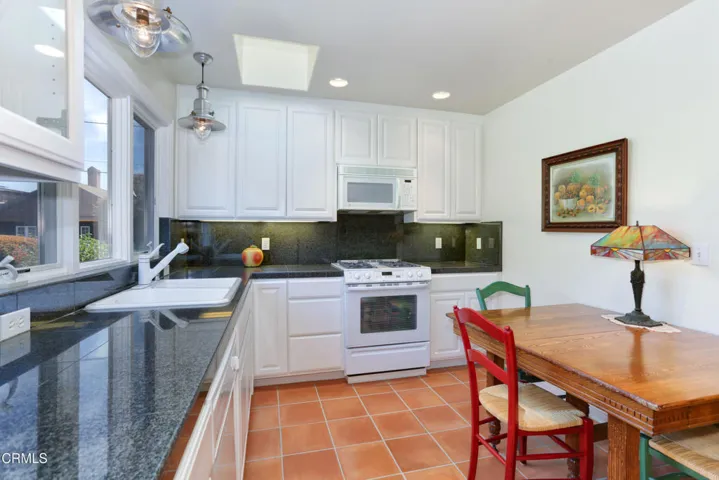 113 4th Ave., Santa Cruz, CA WEB-10