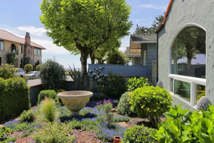 113 4th Ave., Santa Cruz, CA WEB-22