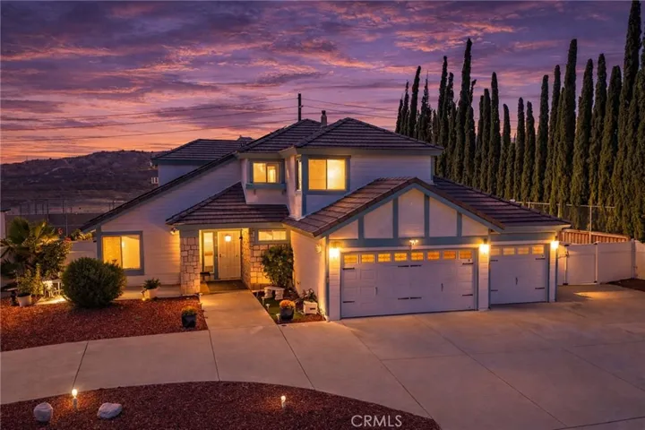 WELCOME HOME!
11659 Valle Lindo
Moreno Valley CA 
(Virtual Sunset)