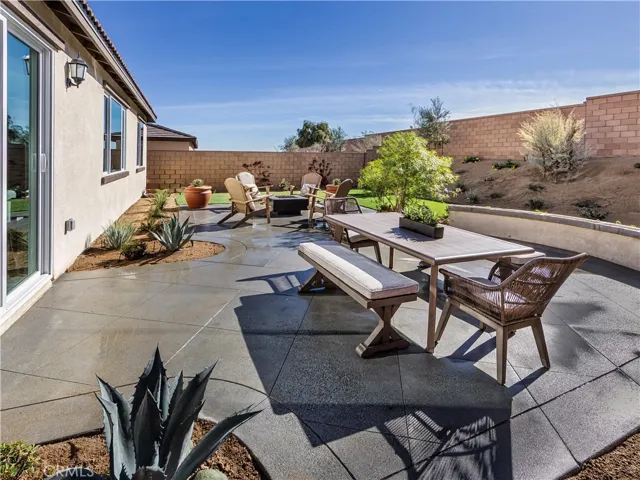 Photo is not of the actual home, but is an inspirational photo of builder’s model home and may depict options, furnishings, and/or decorator features that are not included