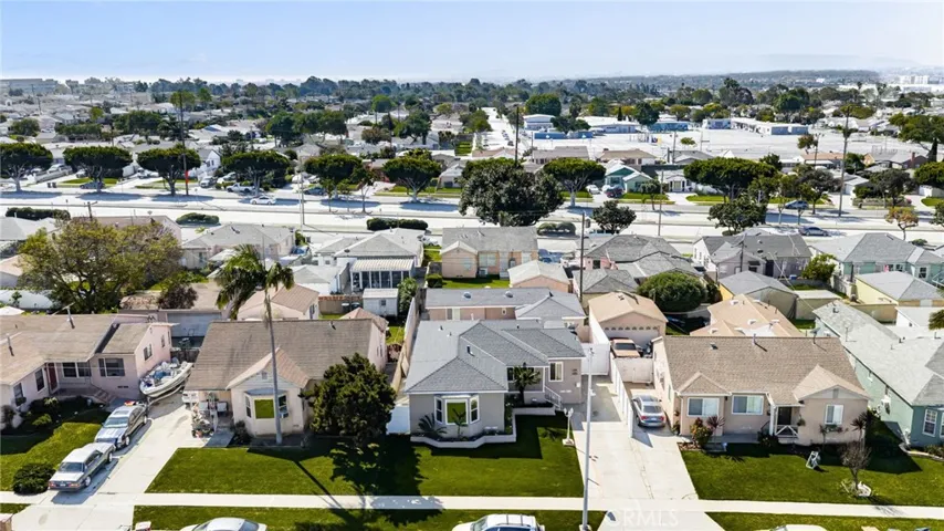 2046 W 112th, Los Angeles, California 90047