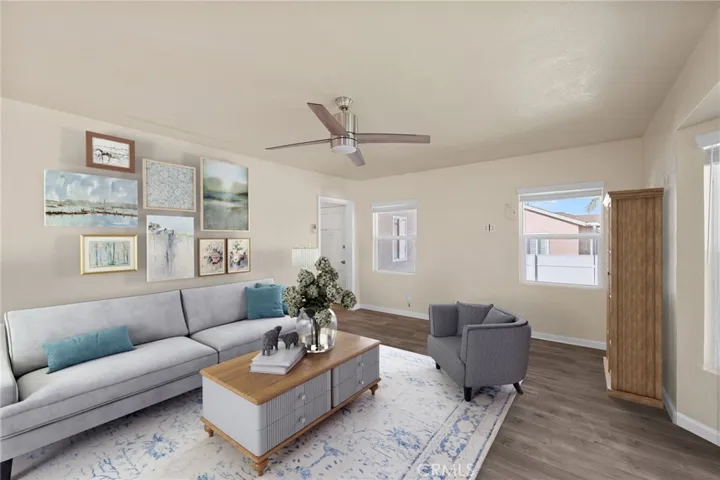 2046 W 112th, Los Angeles, California 90047