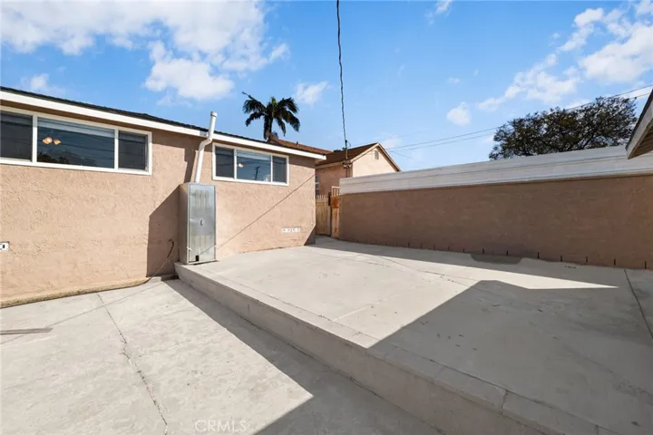 2046 W 112th, Los Angeles, California 90047
