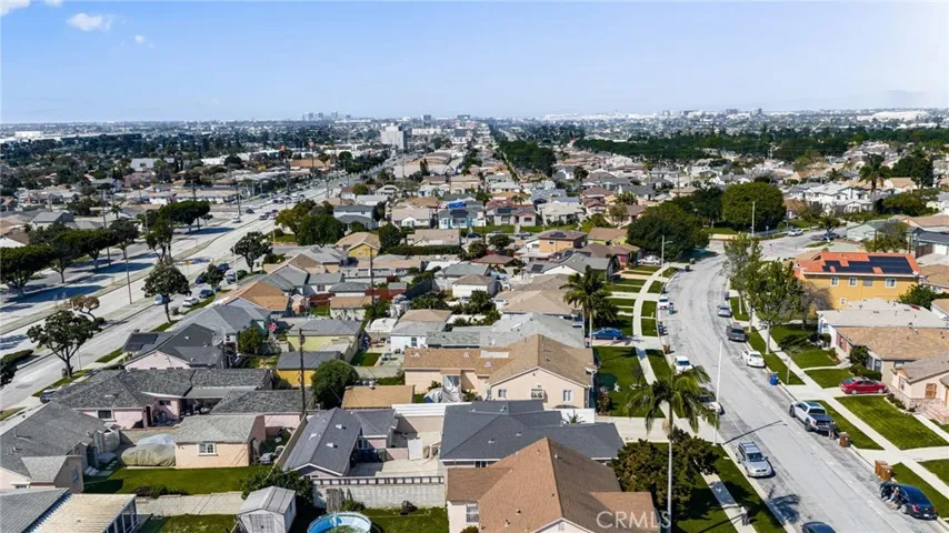 2046 W 112th, Los Angeles, California 90047